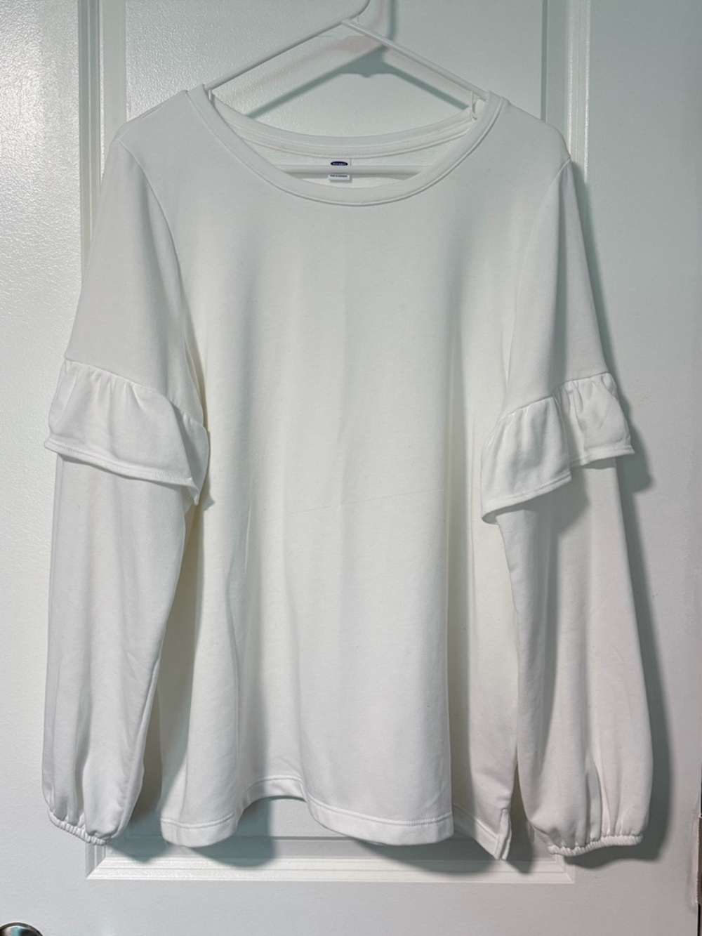 Old Navy White Long-Sleeve Sweater w/Ruffle Sleeve Detail